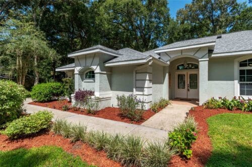 Cover_2049 NW 111TH Loop Ocala, FL 34475-1335