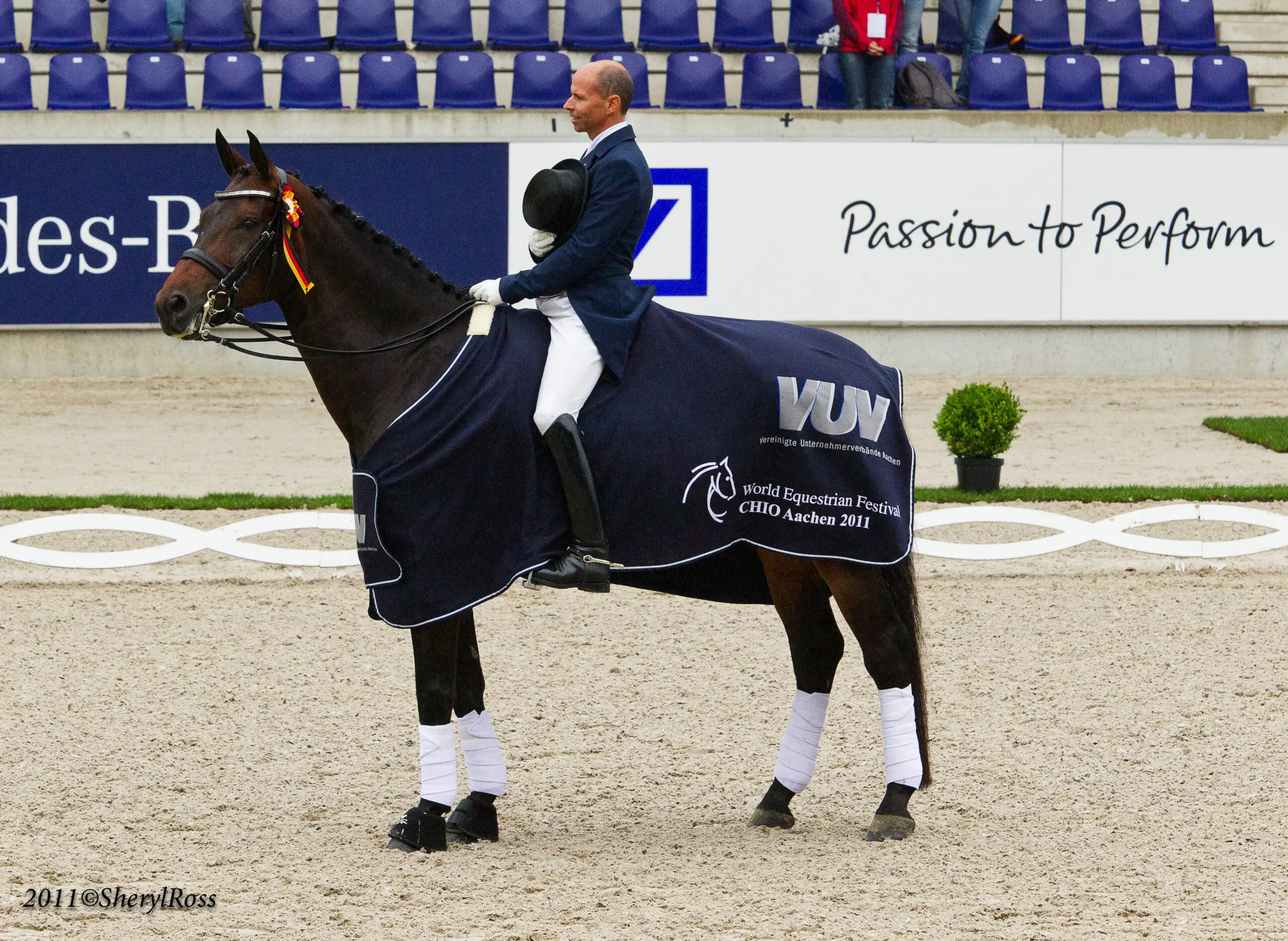 Custom Saddlery Wishes International Bevy of Custom Riders Good Luck In ...