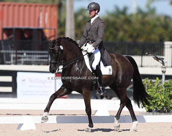 Sven Smienk on Don Cesar Junio
