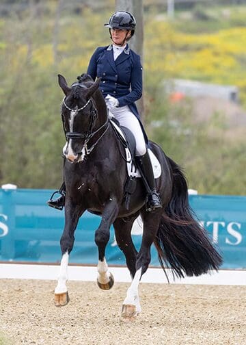 Gorgeous Latino Del Mar 2024 with Sabine Schut-Kery ©Terri Miller-Steiner