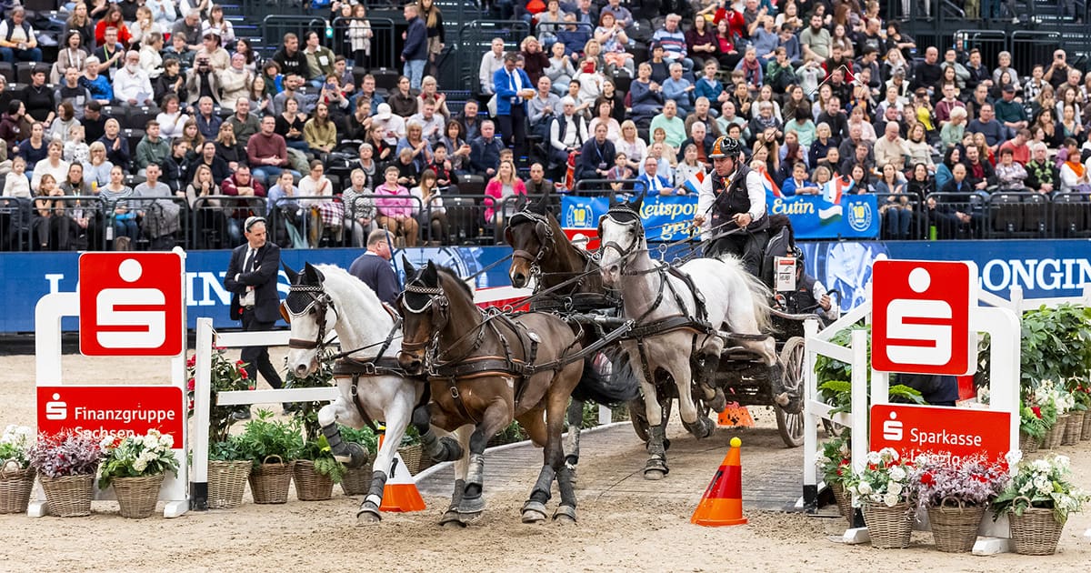 Koos de Ronde (NED) third place at the FEI Driving World Cup™ 2024/25 - Leipzig (GER) Copyright ©FEI/Leanjo de Koster
