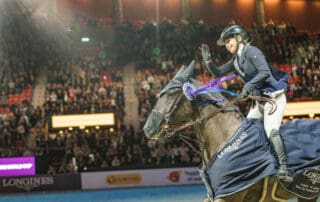 Cover - Linda Heed and Skylander VS. Photo Copyright FEI_Kim Lundin
