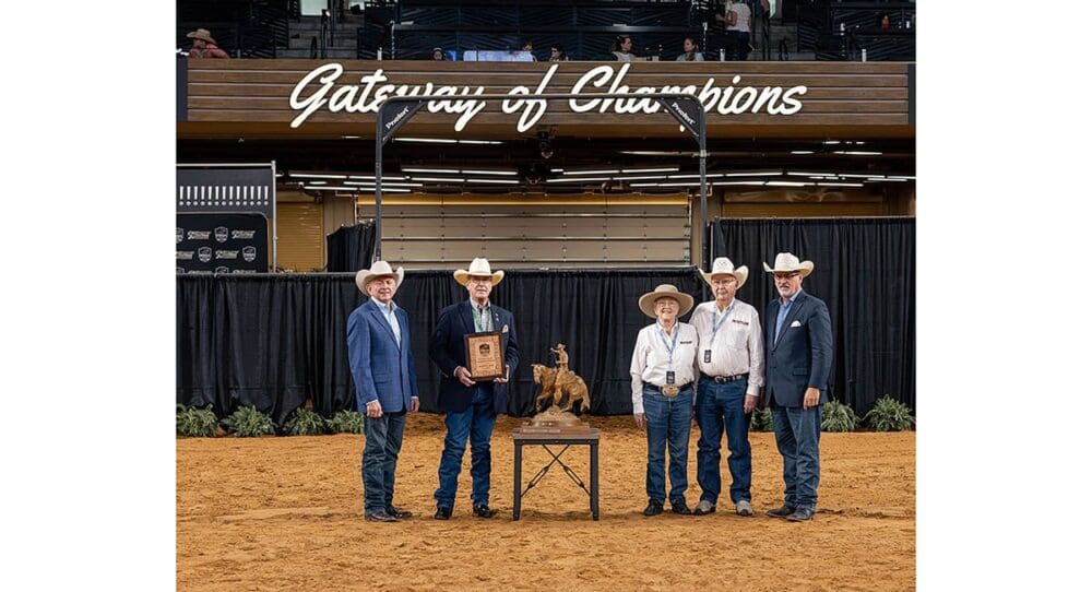Magnum Chic Dream Earns 2025 Peter Phinny Memorial Leading Futurity Sire Award
