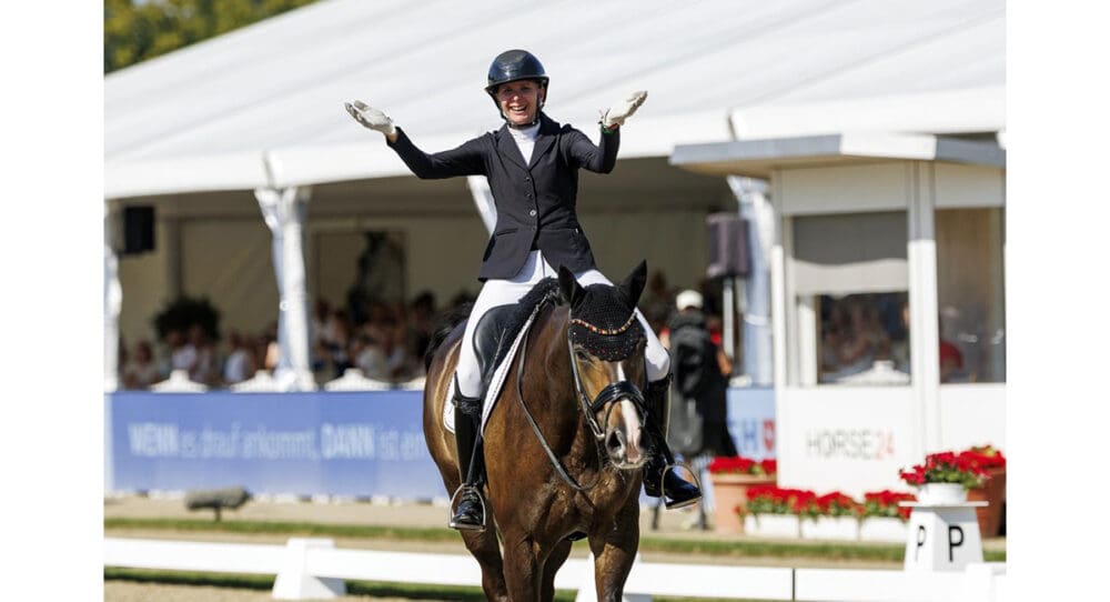 Einfach Imposant B Takes 5-YO World Champion Crown with 92.60%