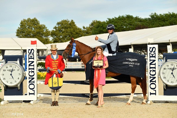 ​  Aaron Vale and Elusive © KindMedia  ​