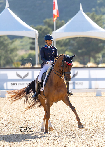 Scoring over 70 today, following their 72.609% in Friday's CDI3* Grand Prix, gave Anna what she thinks may be her first Grand Prix win in her California home turf.