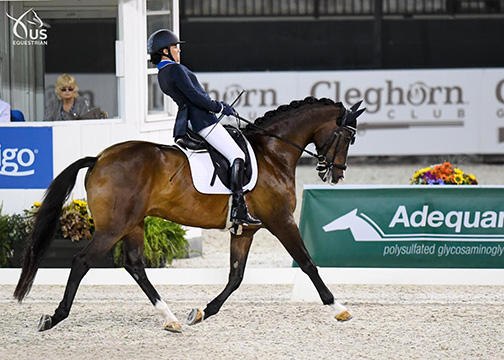 Rebecca Hart and El Corona Texel