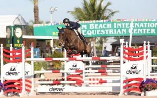 Hannah Selleck at the 2014 Winter Equestrian Festival. Photo by: SportFot
