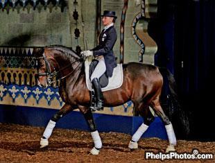 Kassie Barteau and Raymeister GP at Arabian Nights