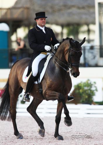 Todd Flettrich and Otto (Photo: Mary Phelps - Phelpsphotos.com)