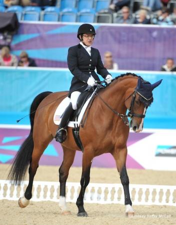 Donna Ponessa (USA) Grade Ia and Western Rose (Photo: Lindsay Y McCall)