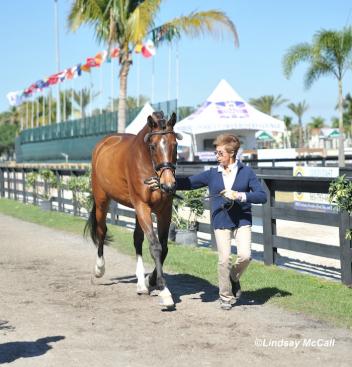 Trainer Roz Kinstler and Carino H Owned by Ellie Brimmer(USA) (Photo: (c) Lindsay McCall)