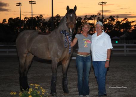  John Flanagan, organizer of the World Dressage Masters Palm Beach, greets Anja Plönzke and Le Mont d'Or who just arrived on the grounds for the World Dressage Masters Palm Beach.