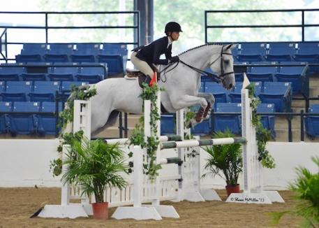 Fifteen-year-old Avery Hinson of New Albany, OH, sits third in the standings coming into this weekend’s competition and looks forward to the opportunity to show. ©Shawn McMillen Photography – www.shawnmcmillenphotography.com.