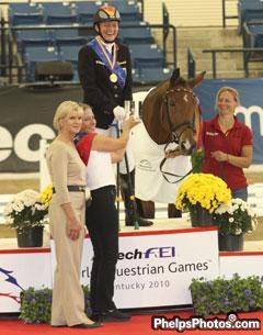 Gold medallist Germany’s Hannelore Brenner with Kentucky's First Lady Jane Beshear and Alston M. Kerr World Equestrian Foundation Chairperson