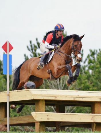 Buck Davidson and Balleynoe Castle RM. Photo by Jenni Autry.