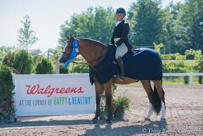 Kenya and Caitlyn Shiels topped the ,500 USHJA National Hunter Derby, sponsored by Walgreens