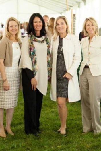 Pictured left to right: Margaret Benjamin, Chair of the Chicago Hunter Derby and President of the Board of Trustees, University of Chicago Cancer Research Foundation; Lynn Jayne, President, USHJAF; Jill Pollock, President, University of Chicago Cancer Research Foundation Women's Board; and Lauren Gorter, President, Founders' Board, Ann & Robert H. Lurie Children's Hospital of Chicago. 