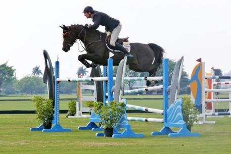 David Blake and Aischa. Photo by Kendall Bierer/Phelps Media Group. 
