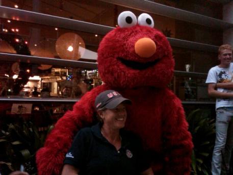 USA Para Coach Missy Ransehousen and Elmo in Australia