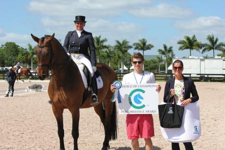 Evi Strasser is presented with the Choice of Champions Performance Award