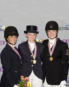 Gold Junior medalists from Team/BC - Esmee Ingham, Sylvie Fraser and Monica Houweling (Photo courtsey of SusanJStickle.com)