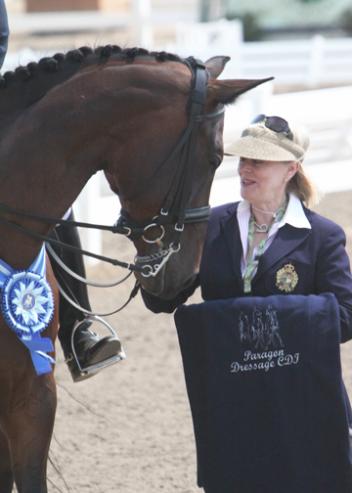 Judge Lorraine MacDonald with Peteta - Photo: Dr. Mike Tomlinson