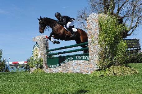 Jonathan Paget (NZL), riding Clifton Promise