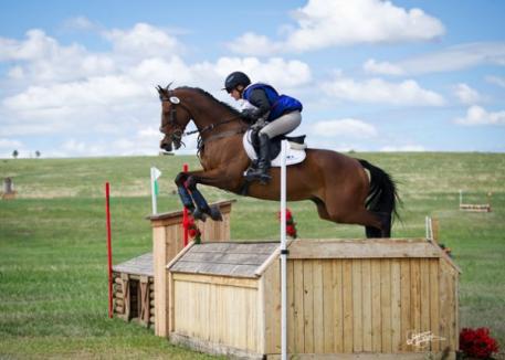 Julia Wolfert and Buenos Aires - Photo by Cristy Cumberworth