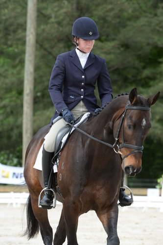 Coming in first place was Kaitlyn Mosing on her horse Powderhound with a score of 31.4.