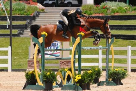 Kristen Vanderveen and Bull's Run Eternal won the ,000 Welcome Stake