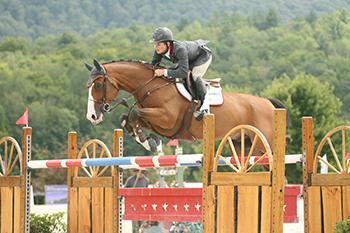  Colombia&rsquo;s Mark Bluman and G&amp;C Blue won the &dollar;10,000 Theory Welcome Stake, Presented by Manchester Designer Outlets, on August 8 at the Vermont Summer Festival in East Dorset, VT. Photo by David Mullinix Photography