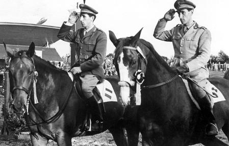 Piero (right) together with his brother Raimondo at the CHIO Aachen 1958.
