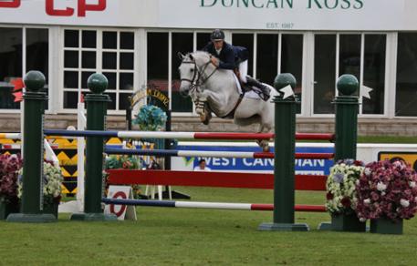 Richard Spooner and Uraguay. Photos © Spruce Meadows Media Services.