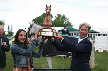 Richard Spooner in his winning presentation with Mariel Hamou, General Manager, Duncan Ross Associates. Photos © Spruce Meadows Media Services.