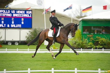 Italian rider Stefano Brecciaroli swept into a commanding lead with Apollo VD Wendi Kurt Hoeve on a score of 36.8.