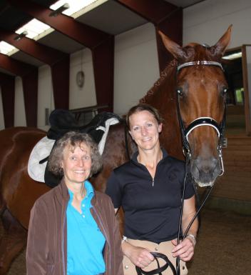Mary Wanless (left) and Olympian Heather Blitz with Paragon. (Photo: courtesy of Rob McKean)