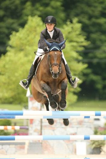 Wendy Collins piloted Tomasa to victory in the ,000 NAL Low Junior/Amateur-Owner Classic held Sunday, July 7, at the Vermont Summer Festival in East Dorset, VT. David Mullinix Photography