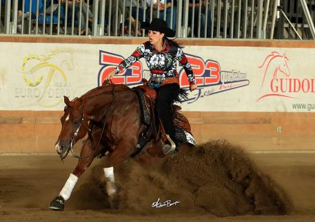 Cira Baeck & Shine N Whiz