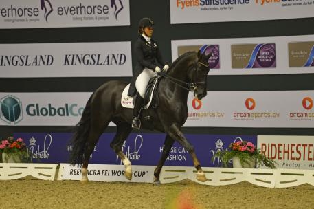 Anna kasprzak and Donnperignon