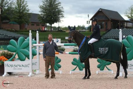 Brianne Goutal and Onira in their presentation ceremony with Assistant Show Manager Lance Bennett. 