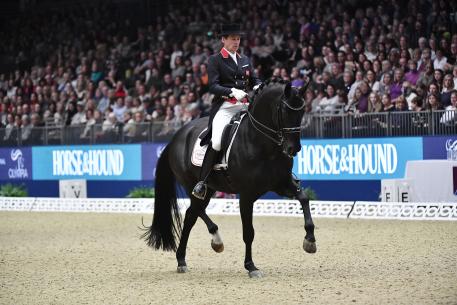 Emile Faurie (GBR) riding Delatio