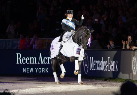 Isabell Werth (GER) with Weihegold OLD (Photo: Stefan Lafrentz/FEI)