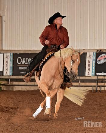 Walks With Swagger and James Windham (Photo: NRHA Reiner)