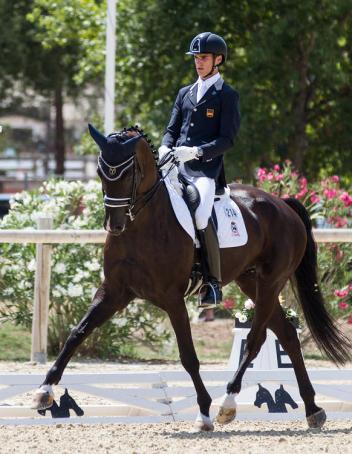 Juan Matute Jr. always rides in a Custom Saddlery saddle. 