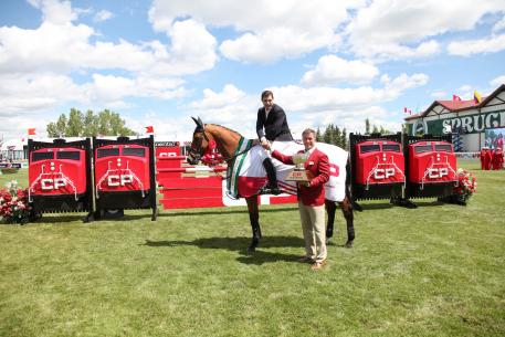 Peter Lutz and Robin de Ponthual in their winning presentation with Keith Creel, President and COO of CP Rail. 