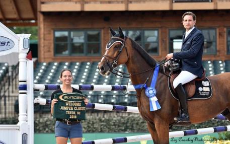 Prudent and Vasco in their presentation ceremony with groom Emeline Heot.