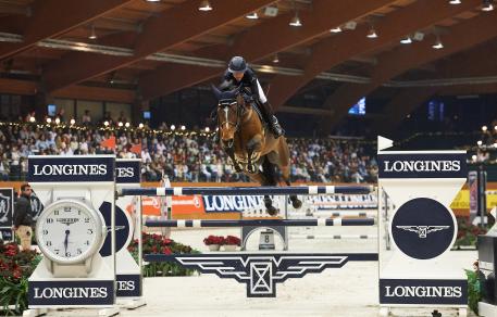 Jane Richard Philips (SUI) flew to second place with Pablo de Virton