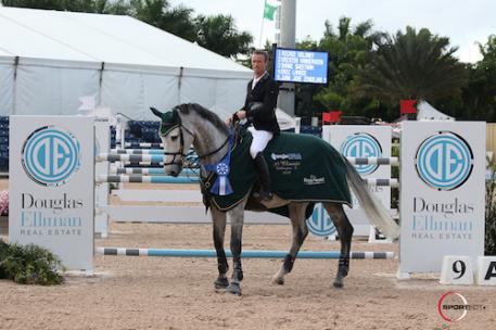 Richie Moloney in his winning presentation with a stand-in mount.