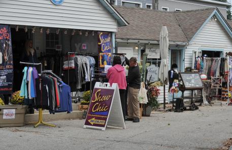 From jewelry to art, clothing to saddles, there are boutique-style shops that appeal to everyone!